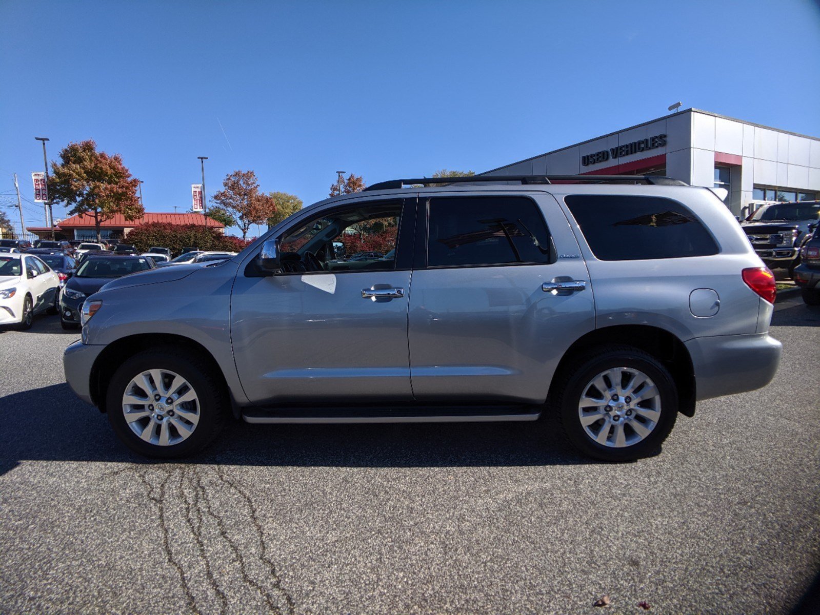 Pre Owned 2017 Toyota Sequoia Platinum With Navigation And 4wd