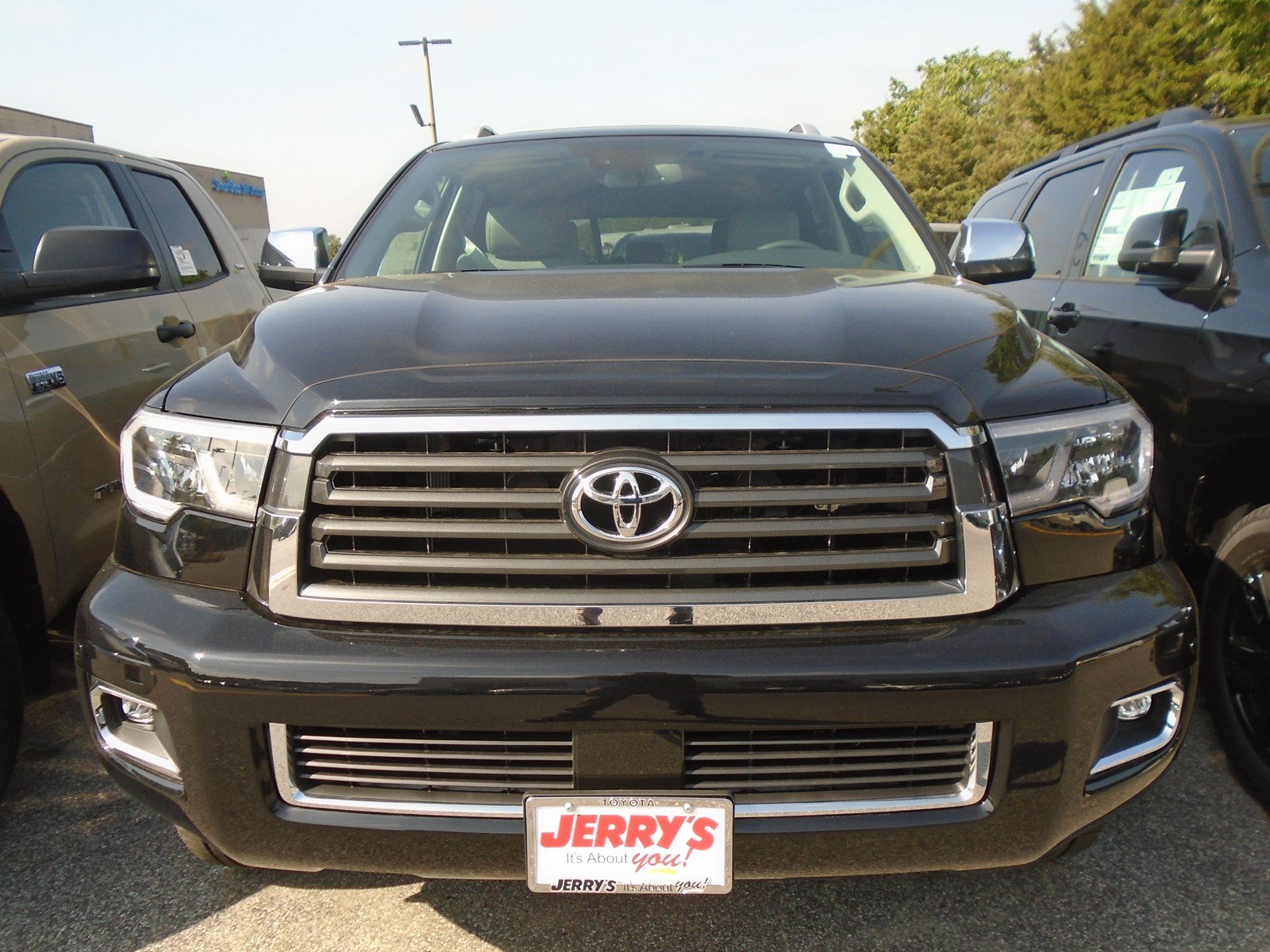 New 2019 Toyota Sequoia 4WD 5.7L V8 Limited With Navigation & 4WD