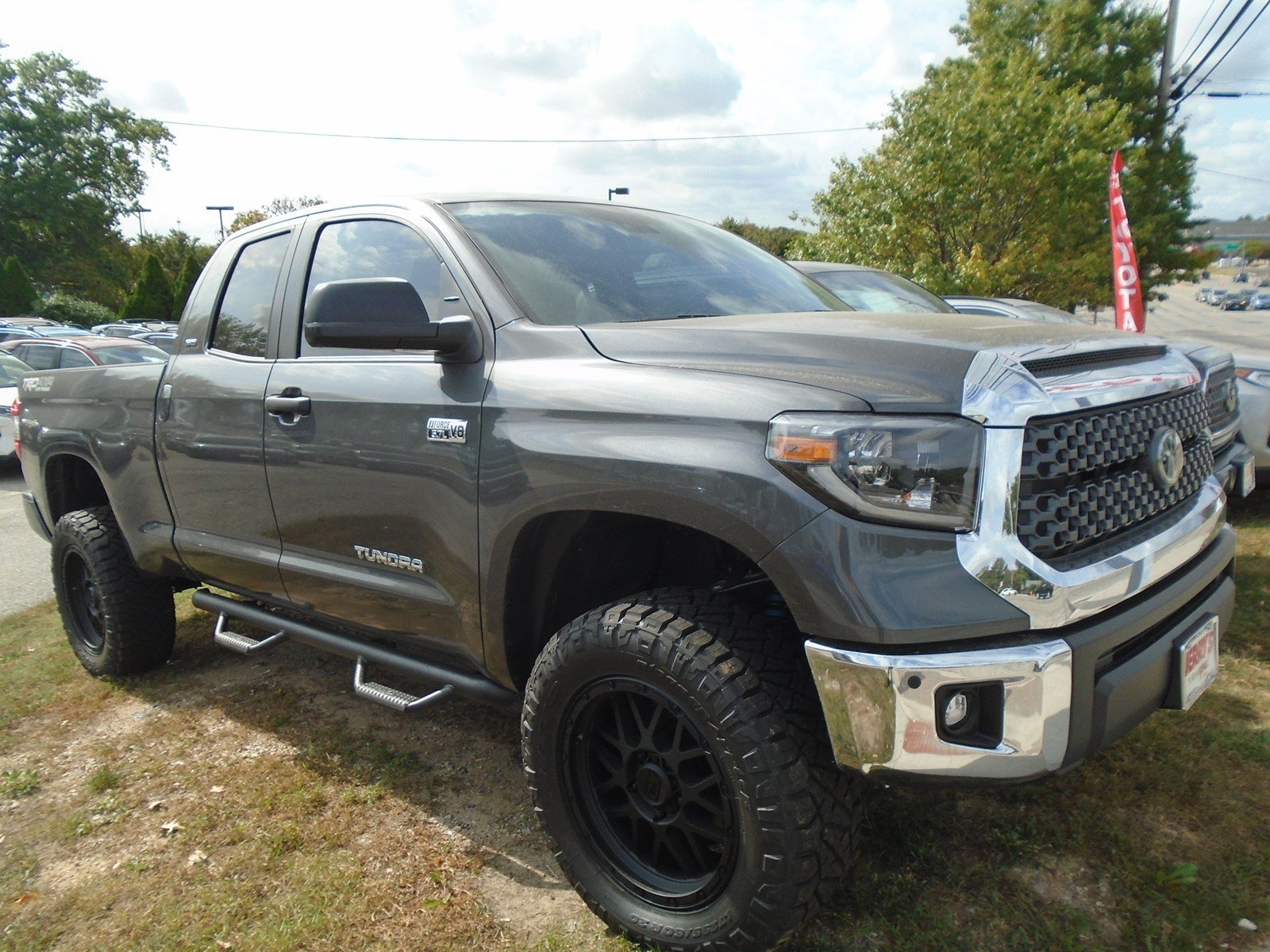 New 2020 Toyota Tundra Double Cab 5.7L V8 SR5 4WD